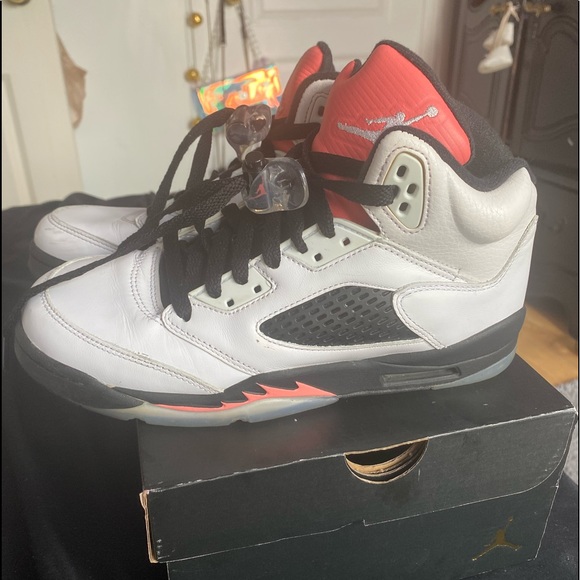 Jordan 5 Retro Sunblush (GS) size 6Y - Picture 7 of 14